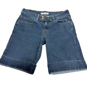 Levi’s Bermuda shorts 4
